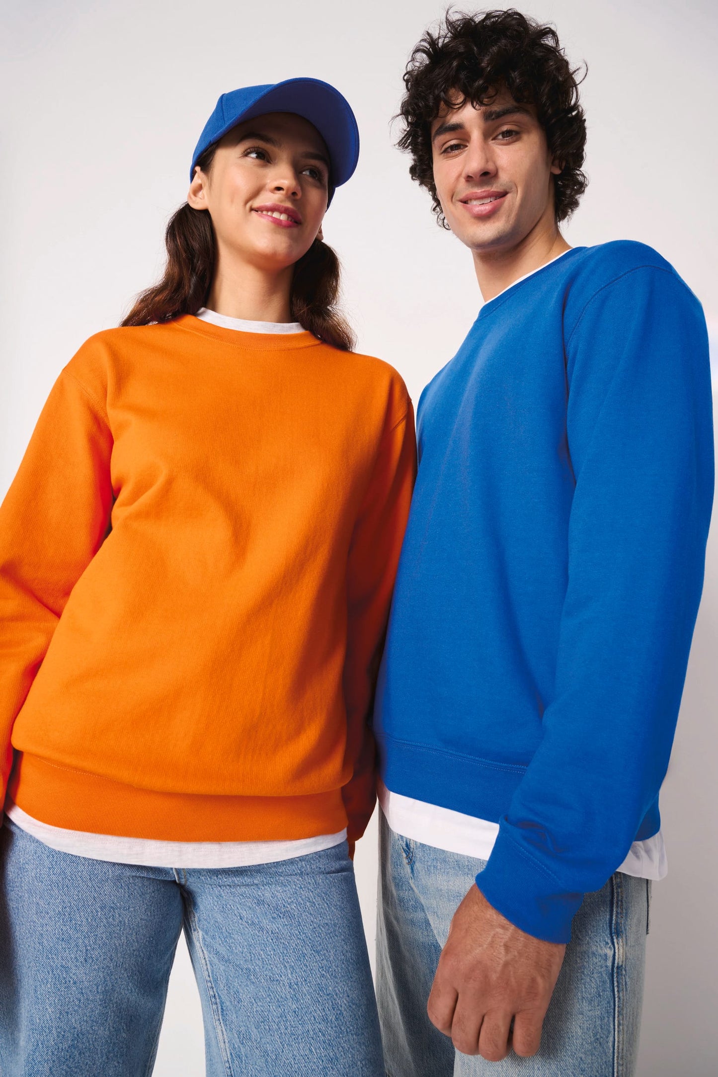 Sudadera cuello redondo unisex