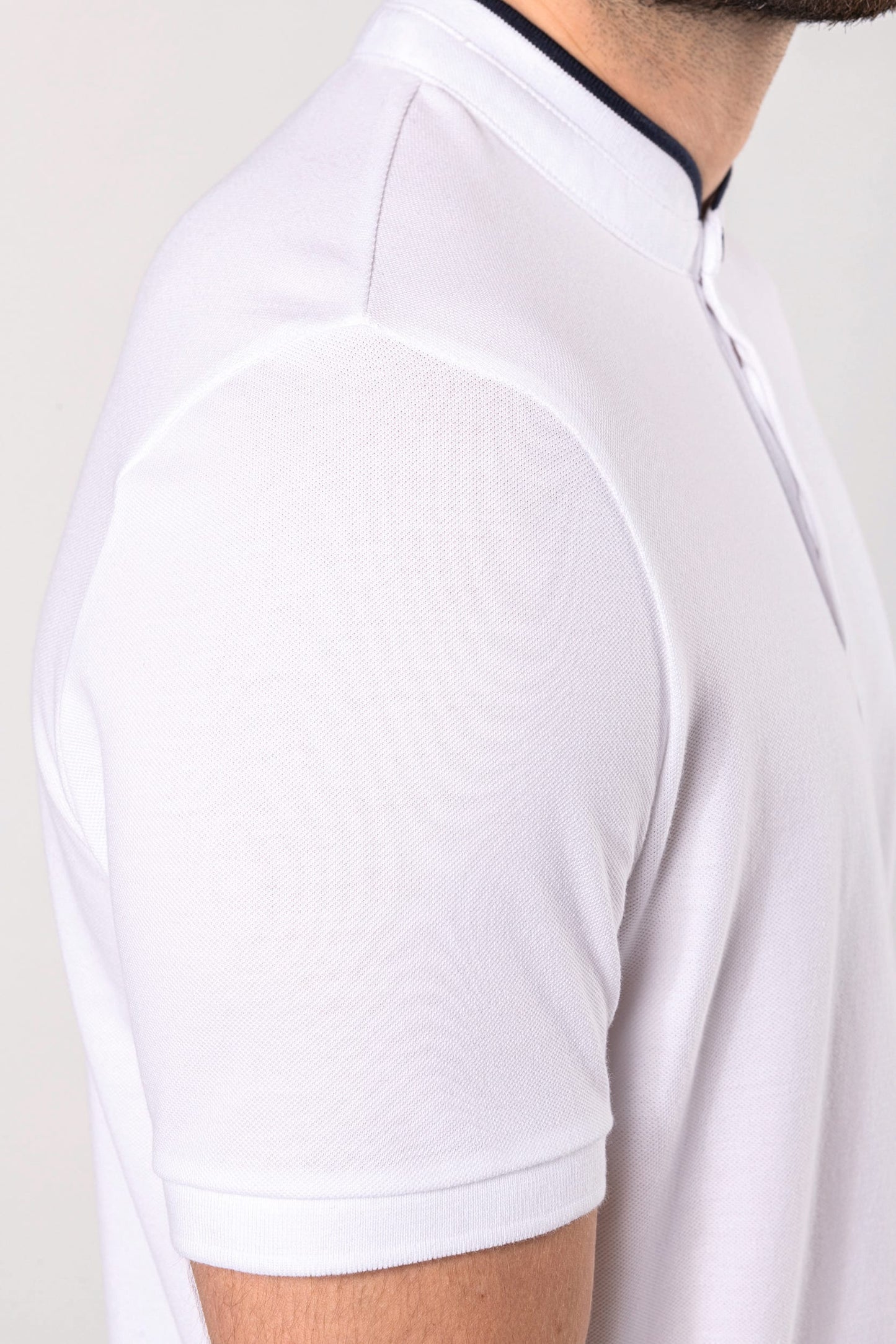 Polo con cuello mao manga corta hombre