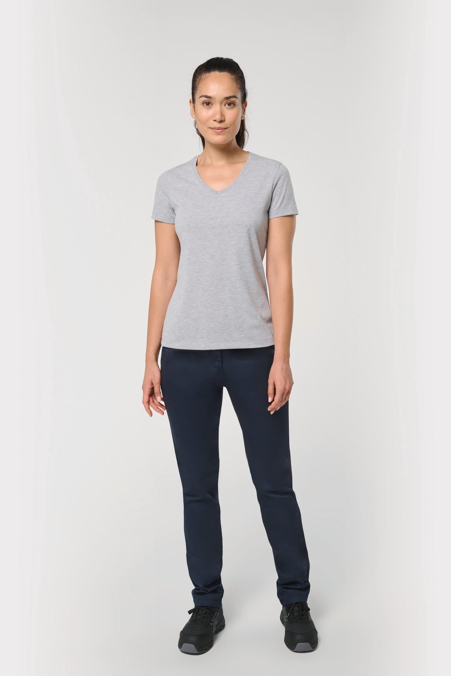 Camiseta ecorresponsable antibacteriana cuello de pico mujer