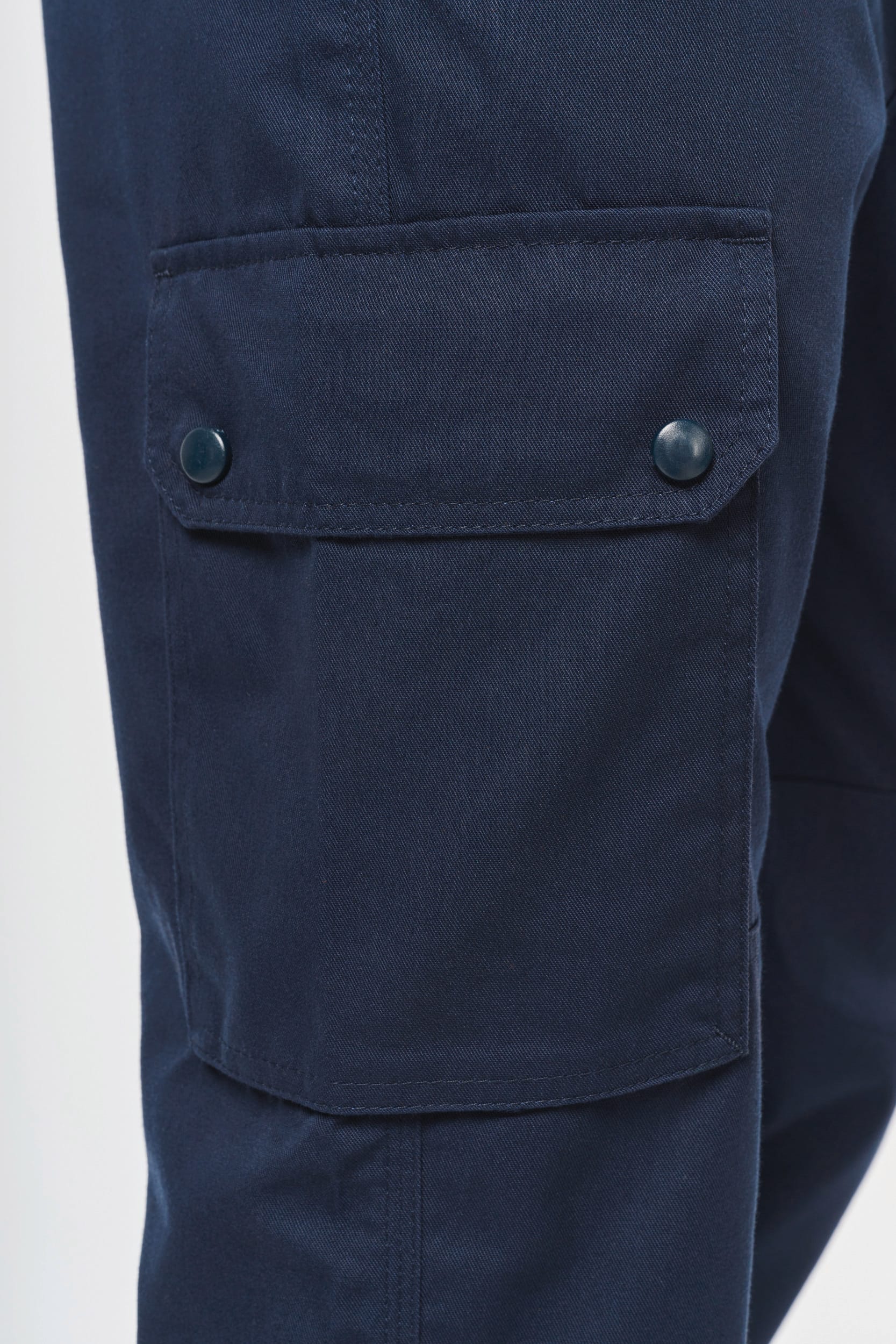 Pantalón cargo unisex con bajo elástico y tira reflectante
