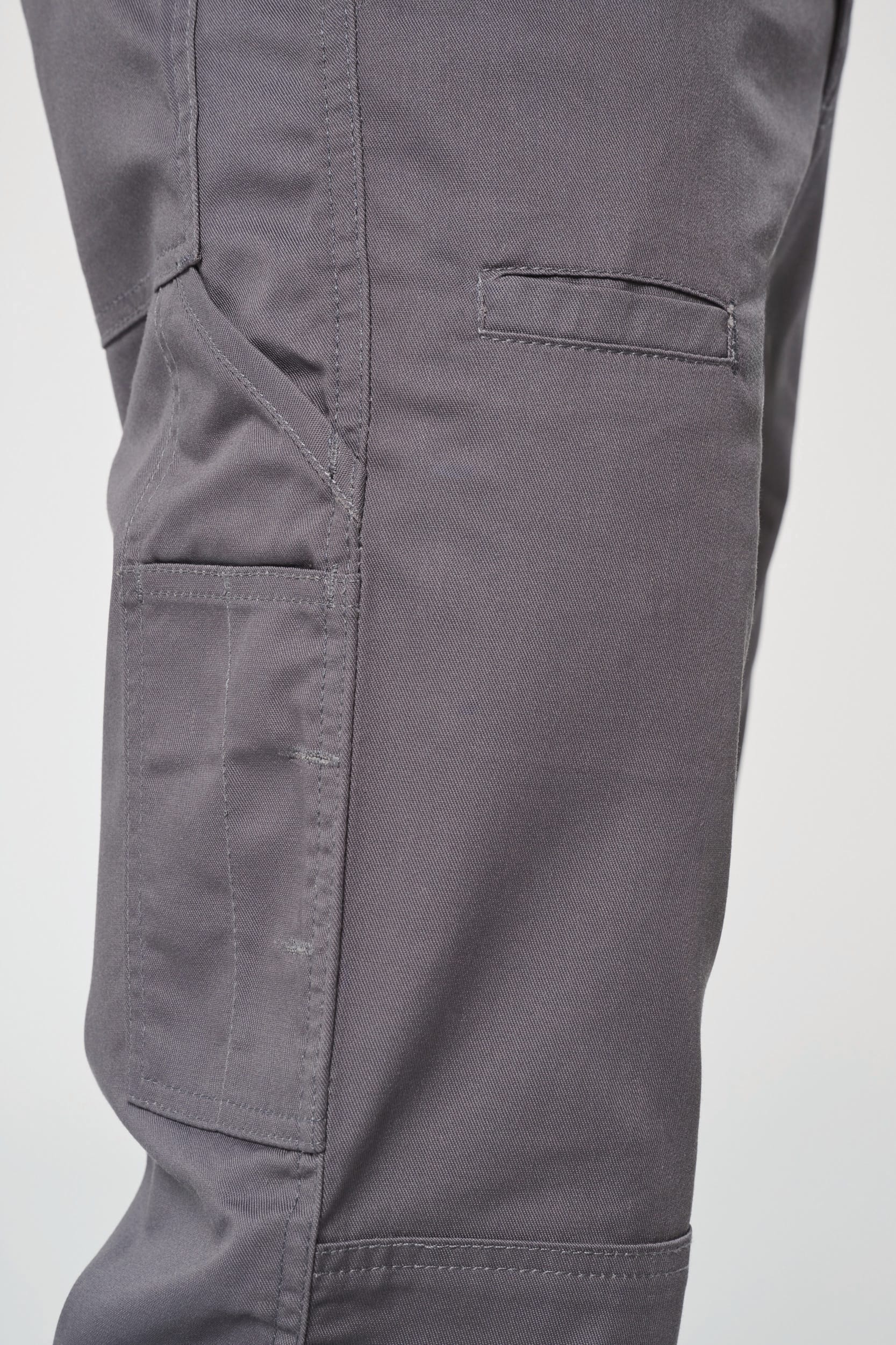 Pantalón de trabajo multibolsillos