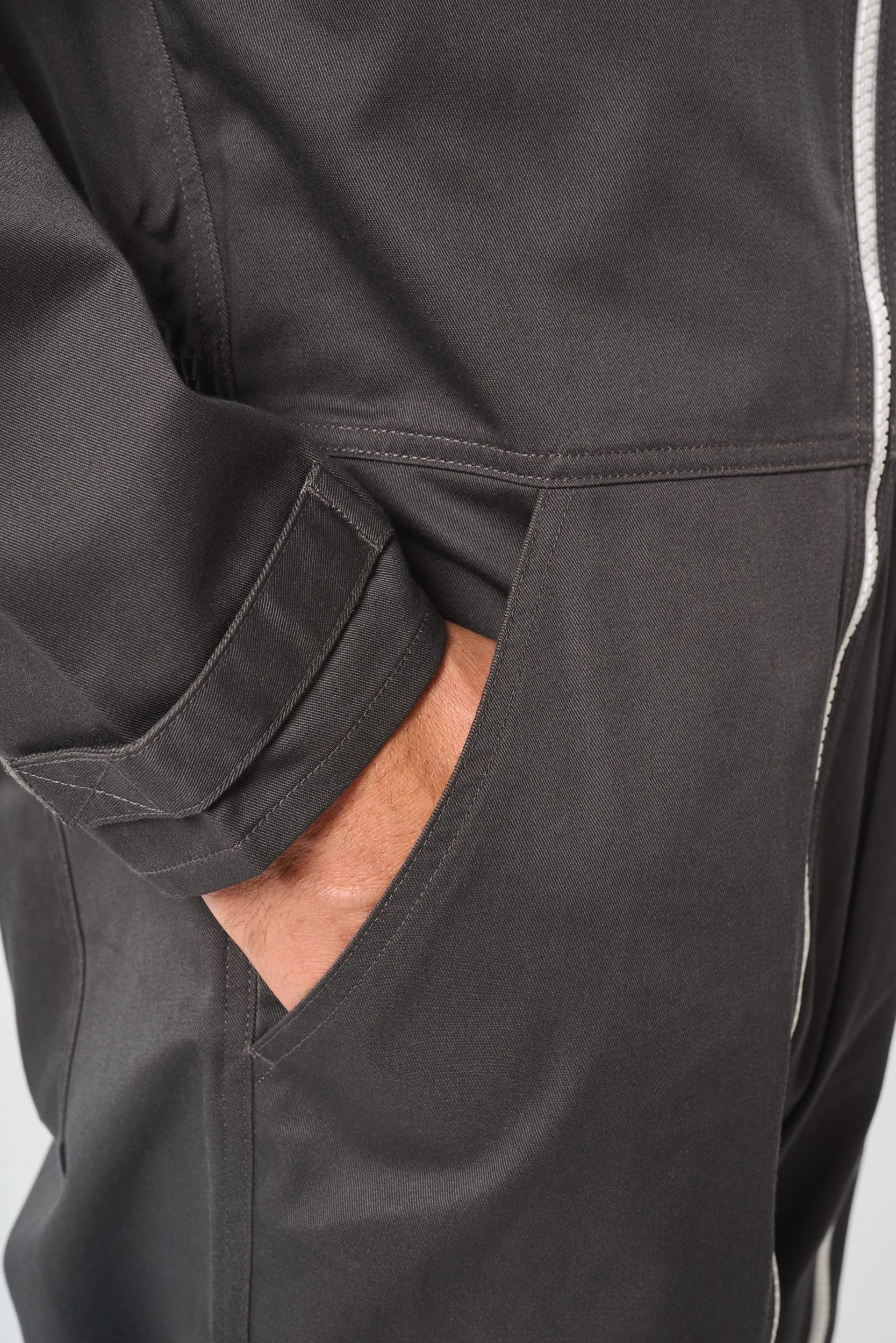 Mono con doble cremallera unisex